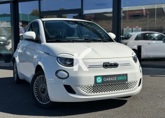 Photo du véhicule FIAT 500e BERLINE