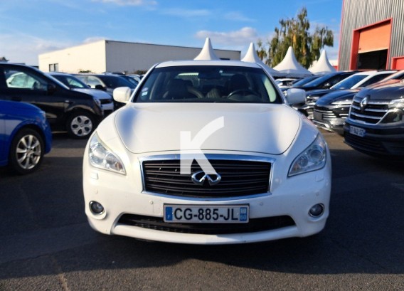 INFINITI MINFINITI M : image 1