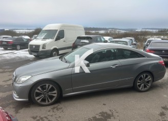 Photo du véhicule MERCEDES CLASSE E COUPE