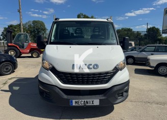 Photo du véhicule IVECO DAILY CHASSIS CABINE