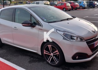 Photo du véhicule PEUGEOT 208