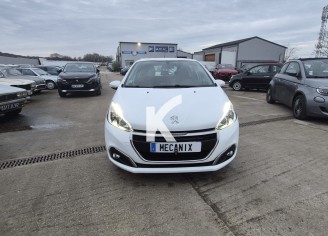 Photo du véhicule PEUGEOT 208 BUSINESS R'