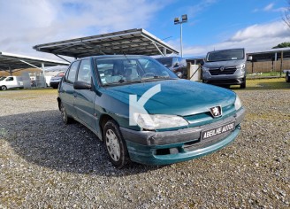Photo du véhicule PEUGEOT 306