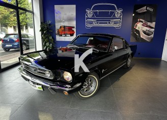 Photo du véhicule FORD MUSTANG FASTBACK
