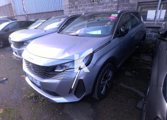 Photo du véhicule PEUGEOT 5008