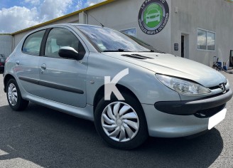Photo du véhicule PEUGEOT 206