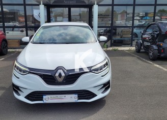 Photo du véhicule RENAULT MEGANE IV BERLINE
