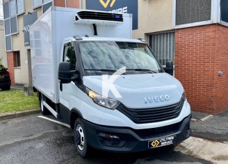 Photo du véhicule IVECO DAILY CHASSIS CABINE
