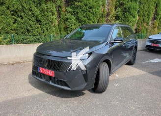 Photo du véhicule PEUGEOT 5008