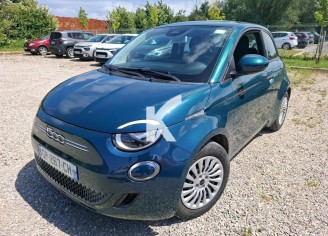 Photo du véhicule FIAT 500e BERLINE
