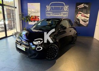 Photo du véhicule FIAT 500e BERLINE