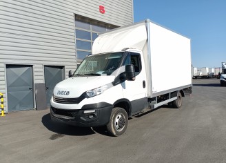 Photo du véhicule IVECO DAILY CHASSIS CABINE