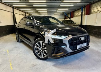 Photo du véhicule AUDI Q8