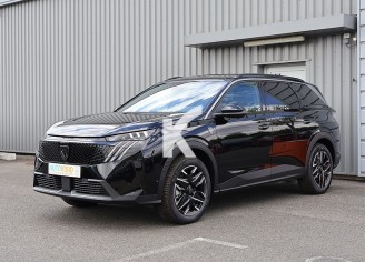 Photo du véhicule PEUGEOT 5008