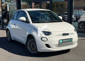 Photo du véhicule FIAT 500e BERLINE