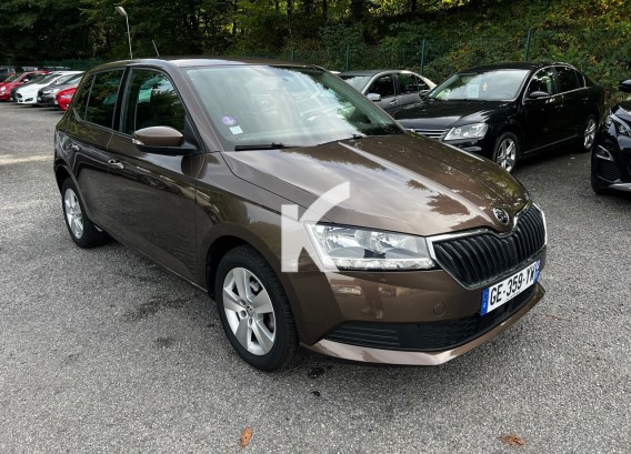 SKODA FABIASKODA FABIA : image 1