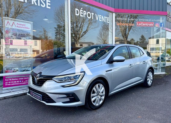 RENAULT MEGANE IV BERLINERENAULT MEGANE IV BERLINE : image 1