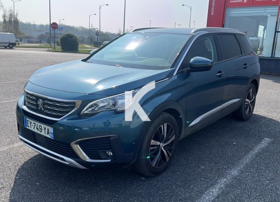 PEUGEOT 5008PEUGEOT 5008 : image 1