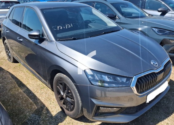 SKODA FABIASKODA FABIA : image 1