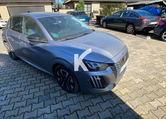 PEUGEOT 208PEUGEOT 208 : image 1