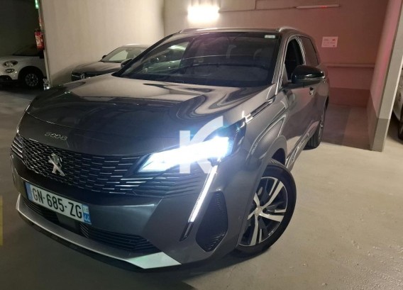 PEUGEOT 5008PEUGEOT 5008 : image 1