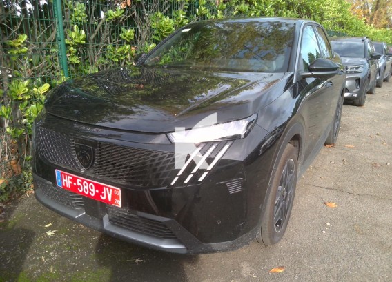 PEUGEOT 3008PEUGEOT 3008 : image 1