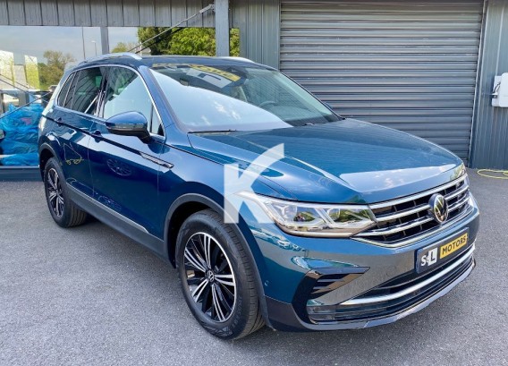 VOLKSWAGEN TIGUANVOLKSWAGEN TIGUAN : image 1