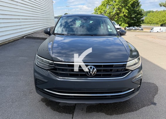 VOLKSWAGEN TIGUANVOLKSWAGEN TIGUAN : image 1